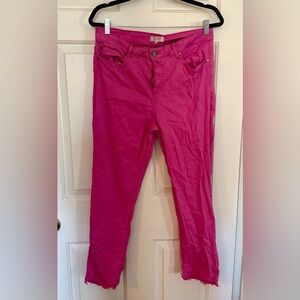 NWOT Tru Luxe Jeans Vibrant Pink Cropped Pants